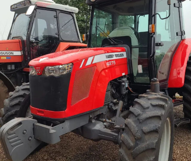 Trator usado Massey Ferguson 2015